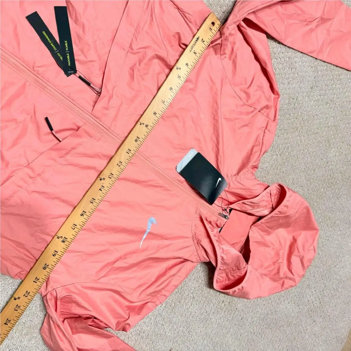Nike clothing - Coral 4