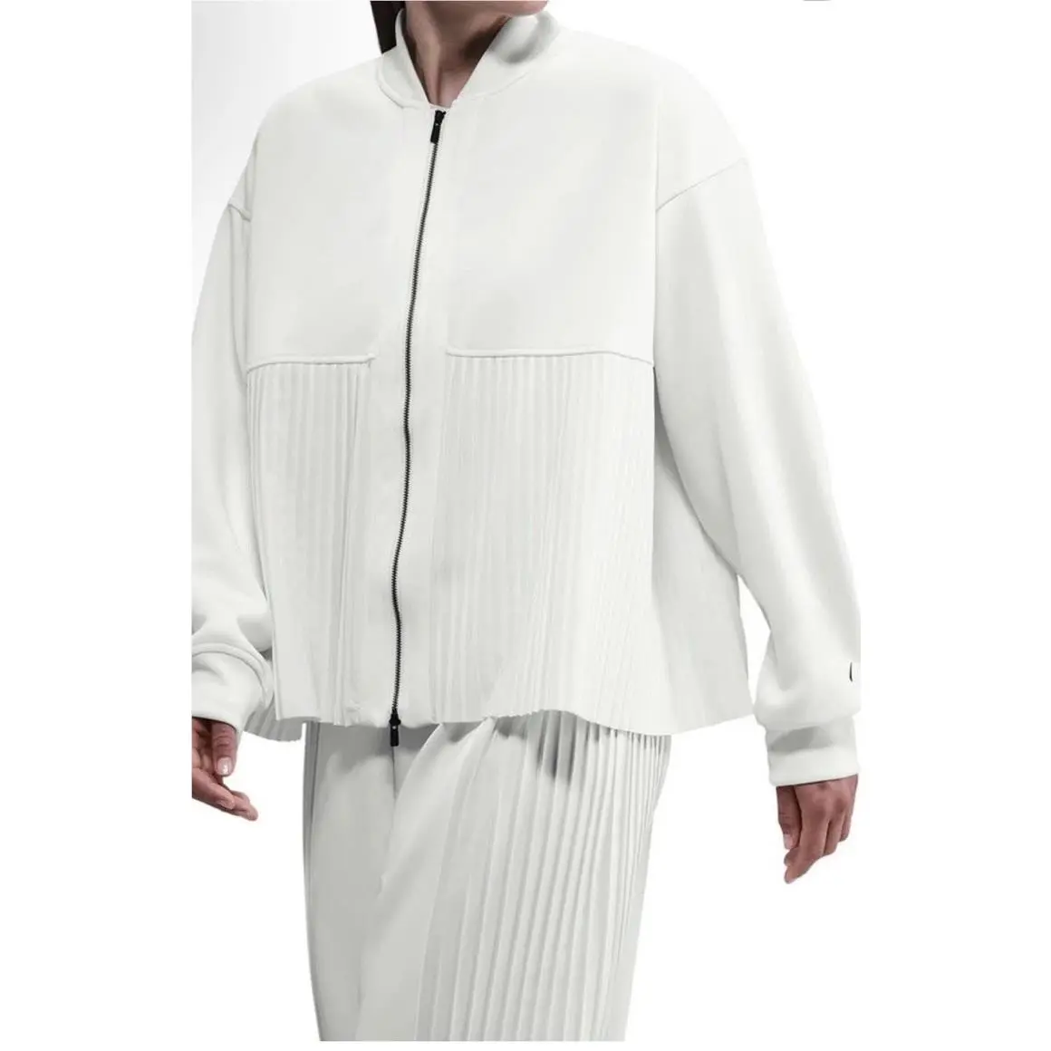 Nike clothing - Nike IM7457–133 - Sail (Ivory) (UPC: 0198487082449) 0