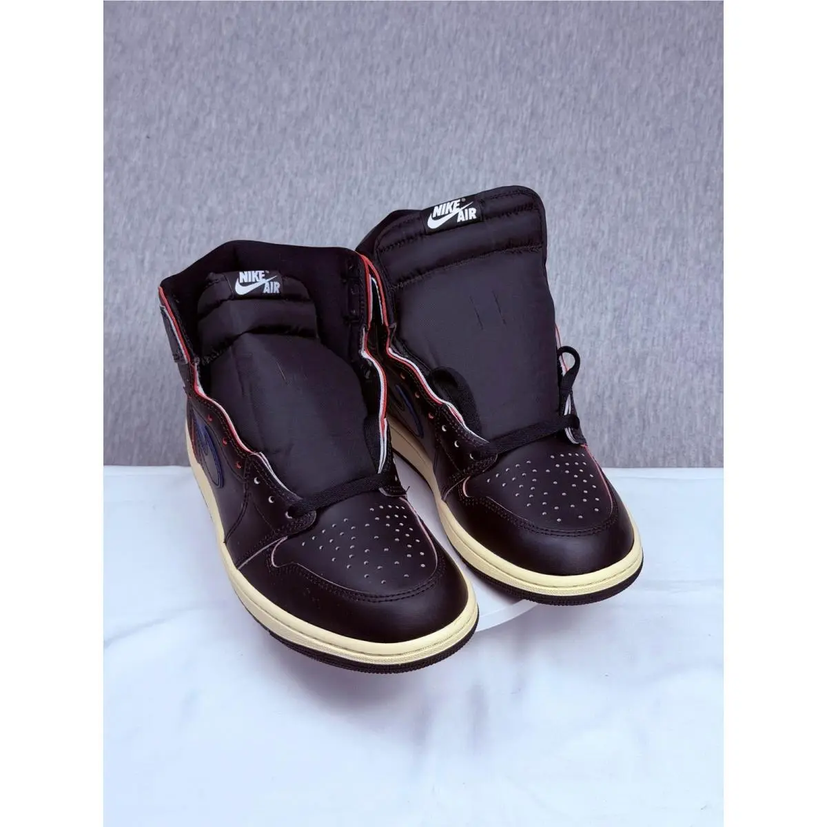 Nike shoes - Jordan 1 Retro High OG Black Tea - Black 0