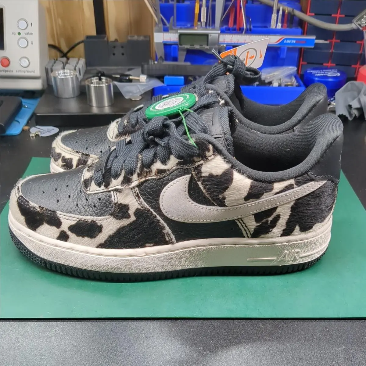 Nike shoes - Nike Air Force 1 - Air Force - IO0442-001 - Black 1