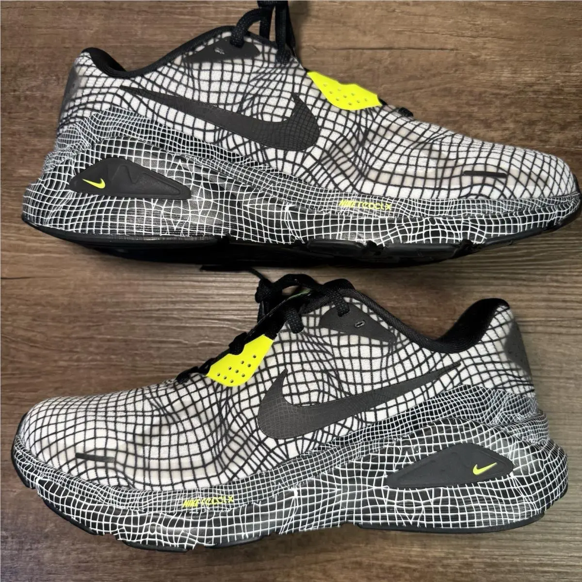 Nike shoes - Nike Structure - Structure - IQ0606 100 - Multicolor 3