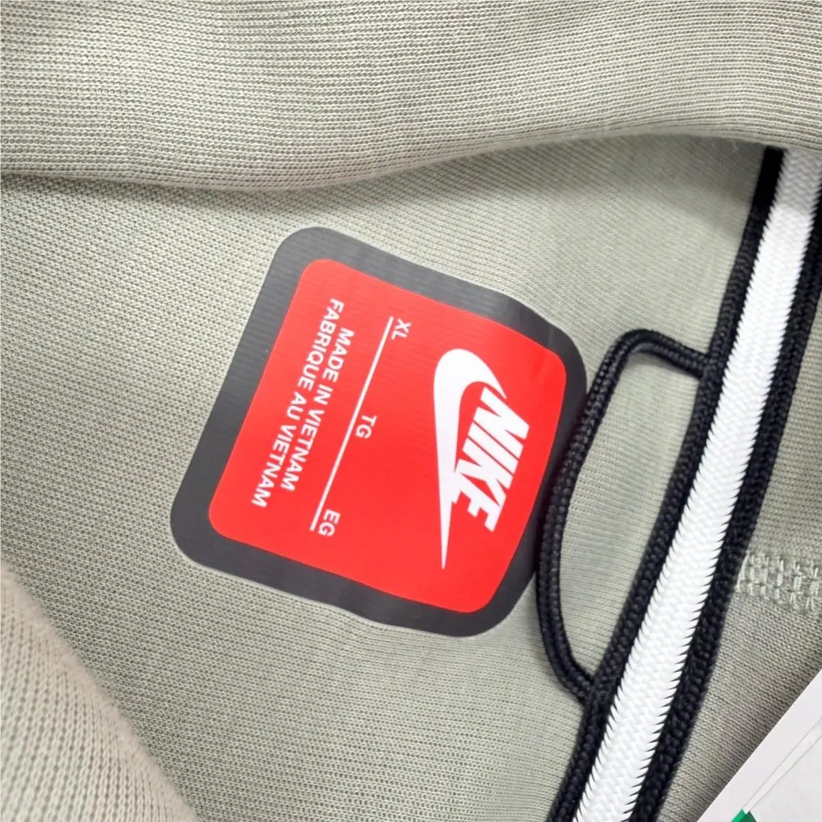 Nike clothing - Green 8