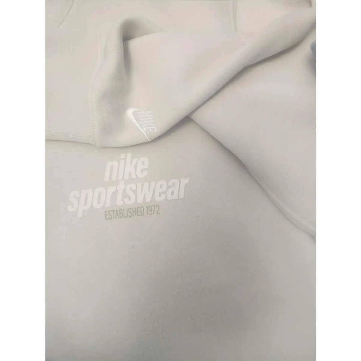 Nike clothing - Brown 1