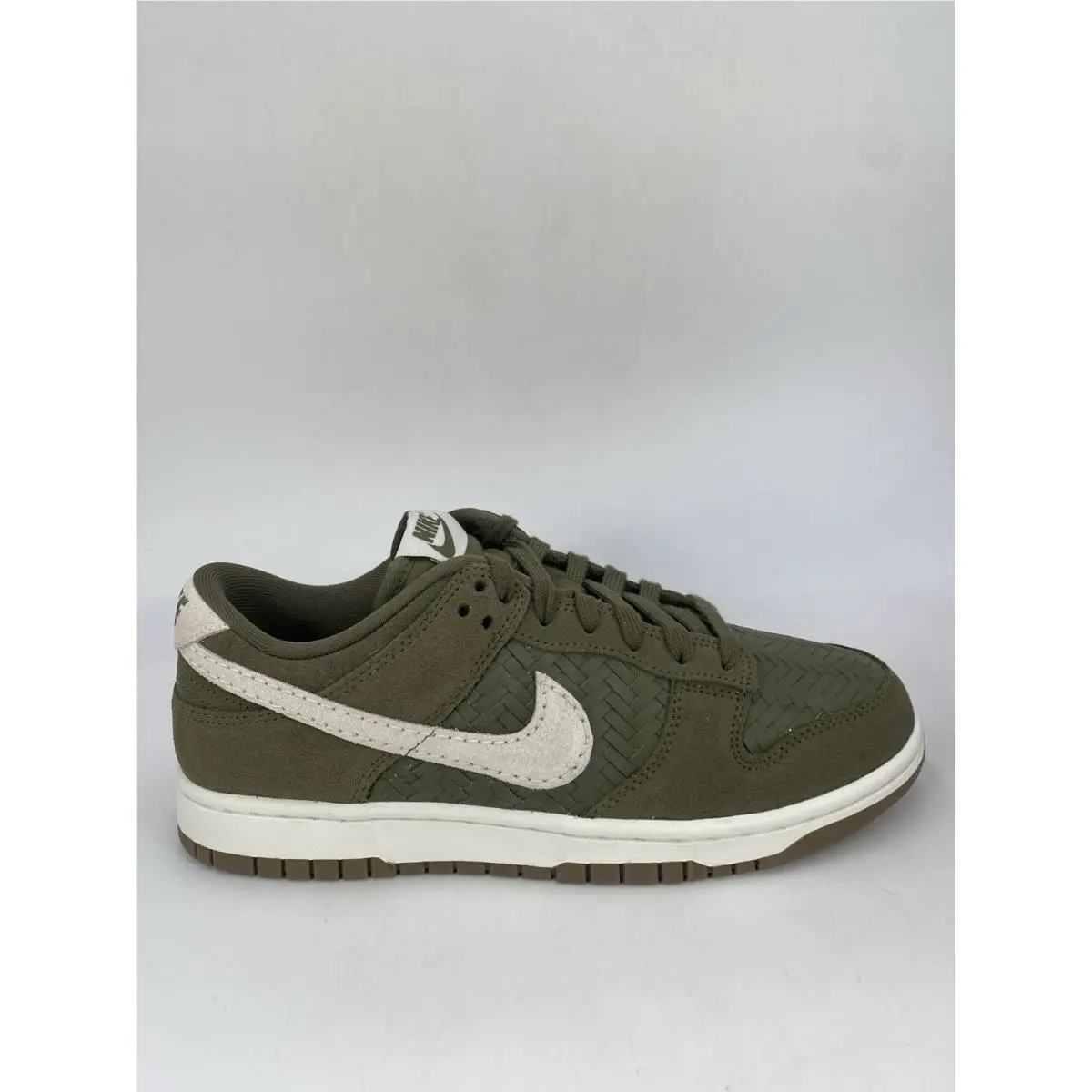 Nike shoes - SE - 6161 - Green (UPC: 198726216345) 0