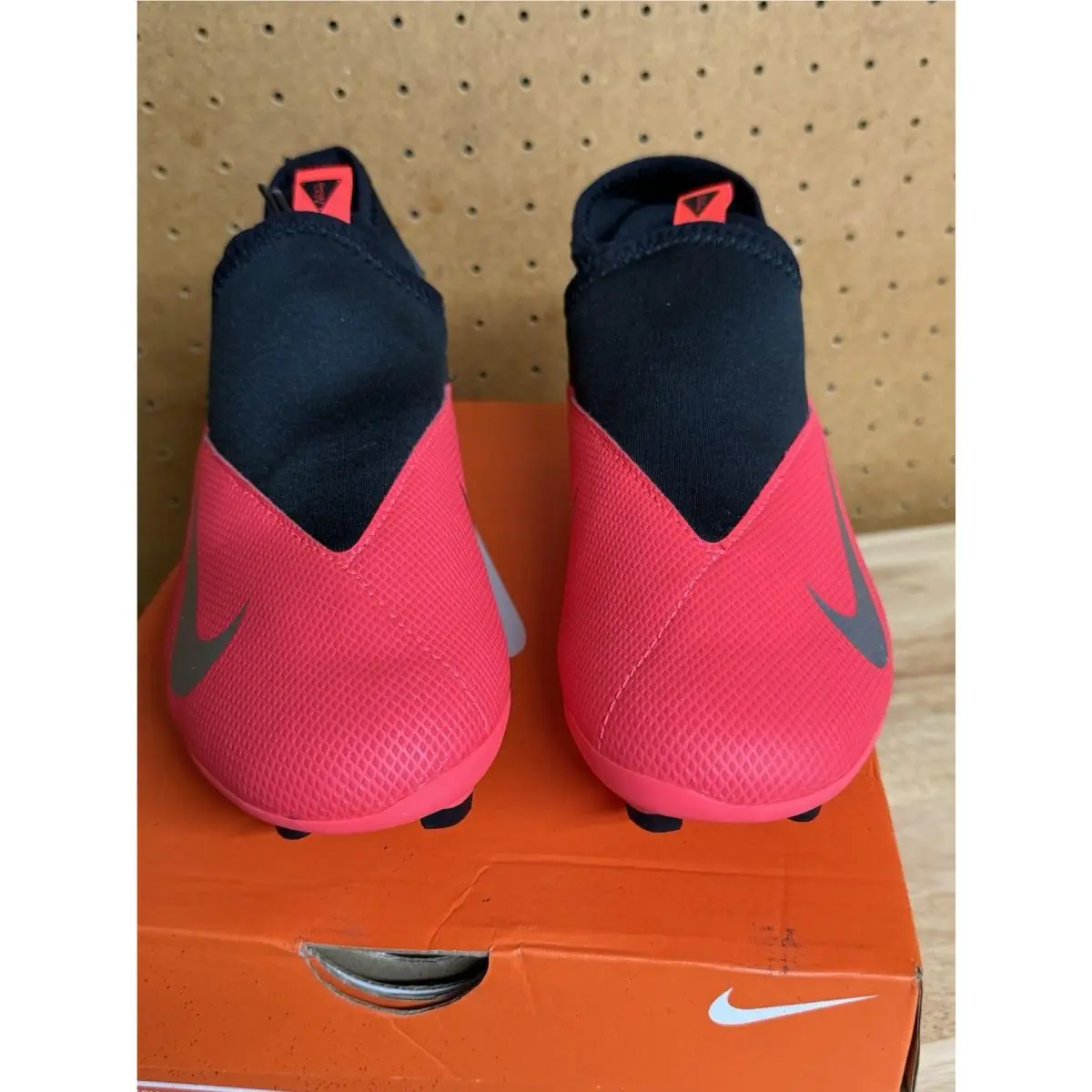 Nike shoes - Nike Phantom Vision - Phantom Vision - CD4161-607 - Red, Manufacturer: Laser Crimson/Black/Metallic Silver (UPC: 193154272321) 1