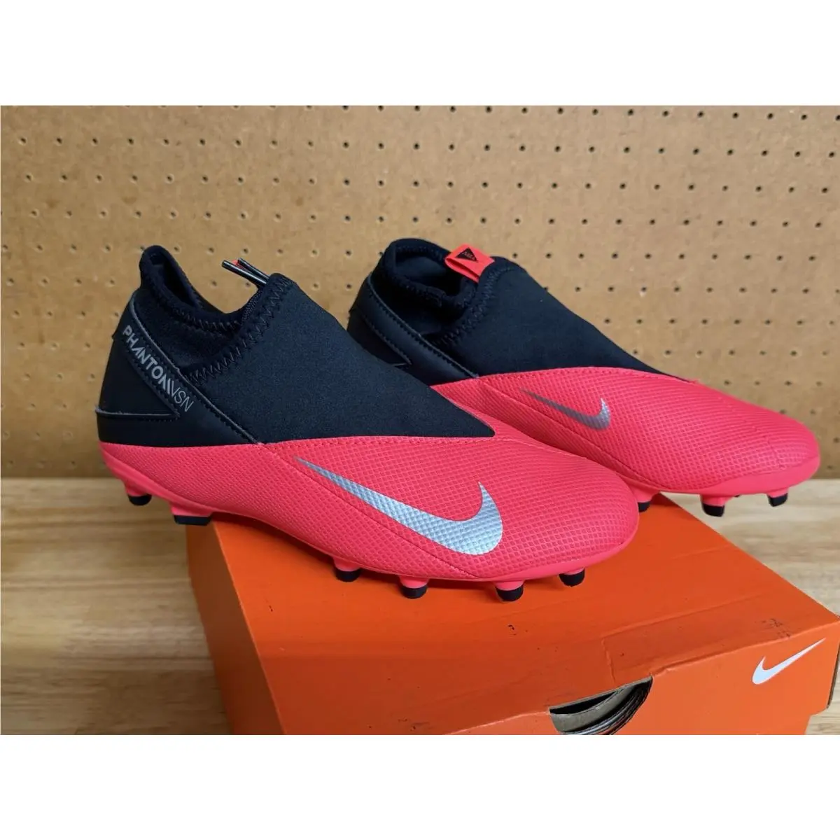 Nike shoes - Nike Phantom Vision - Phantom Vision - CD4161-607 - Red, Manufacturer: Laser Crimson/Black/Metallic Silver (UPC: 193154272321) 2