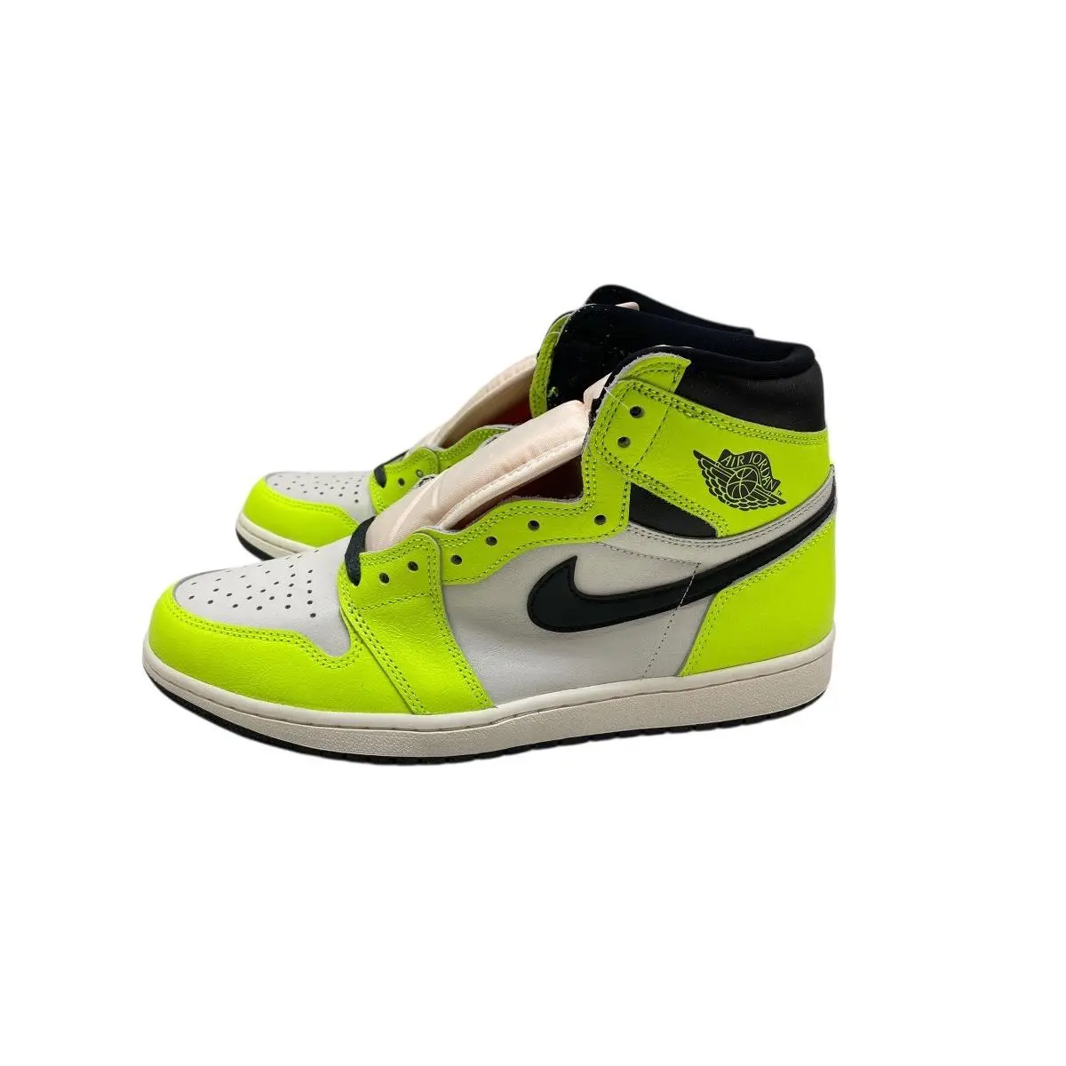 Nike shoes - AIR JORDNAN 1 RETRO HIGH OG - Yellow 0