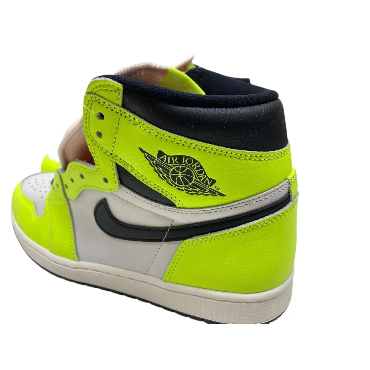 Nike shoes - AIR JORDNAN 1 RETRO HIGH OG - Yellow 5