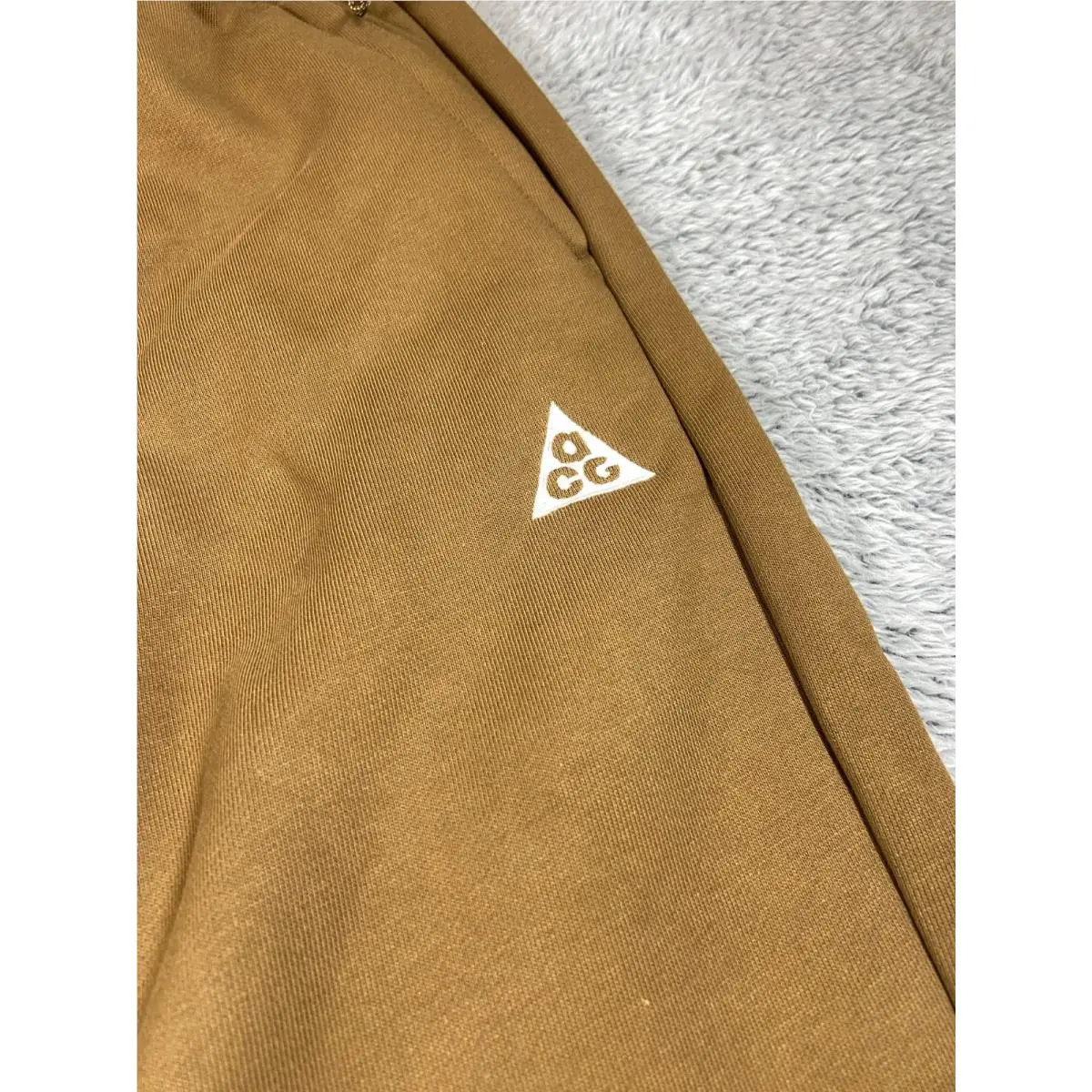 Nike clothing - Nike ACG Tuff - ACG Tuff - Brown 4
