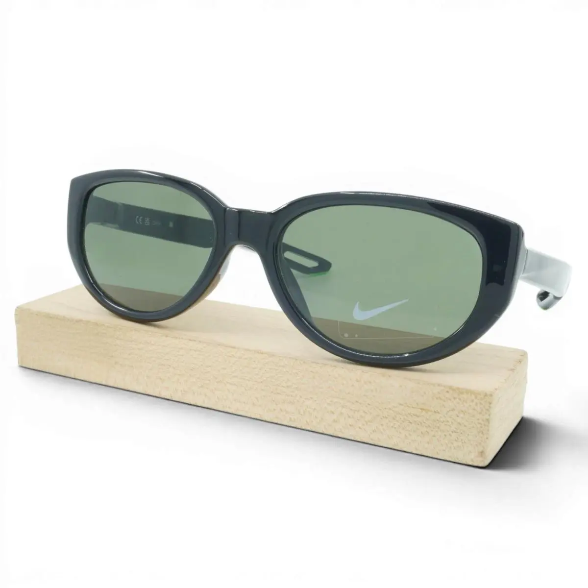 FN0303-011 Mens Nike NV07 Sunglasses