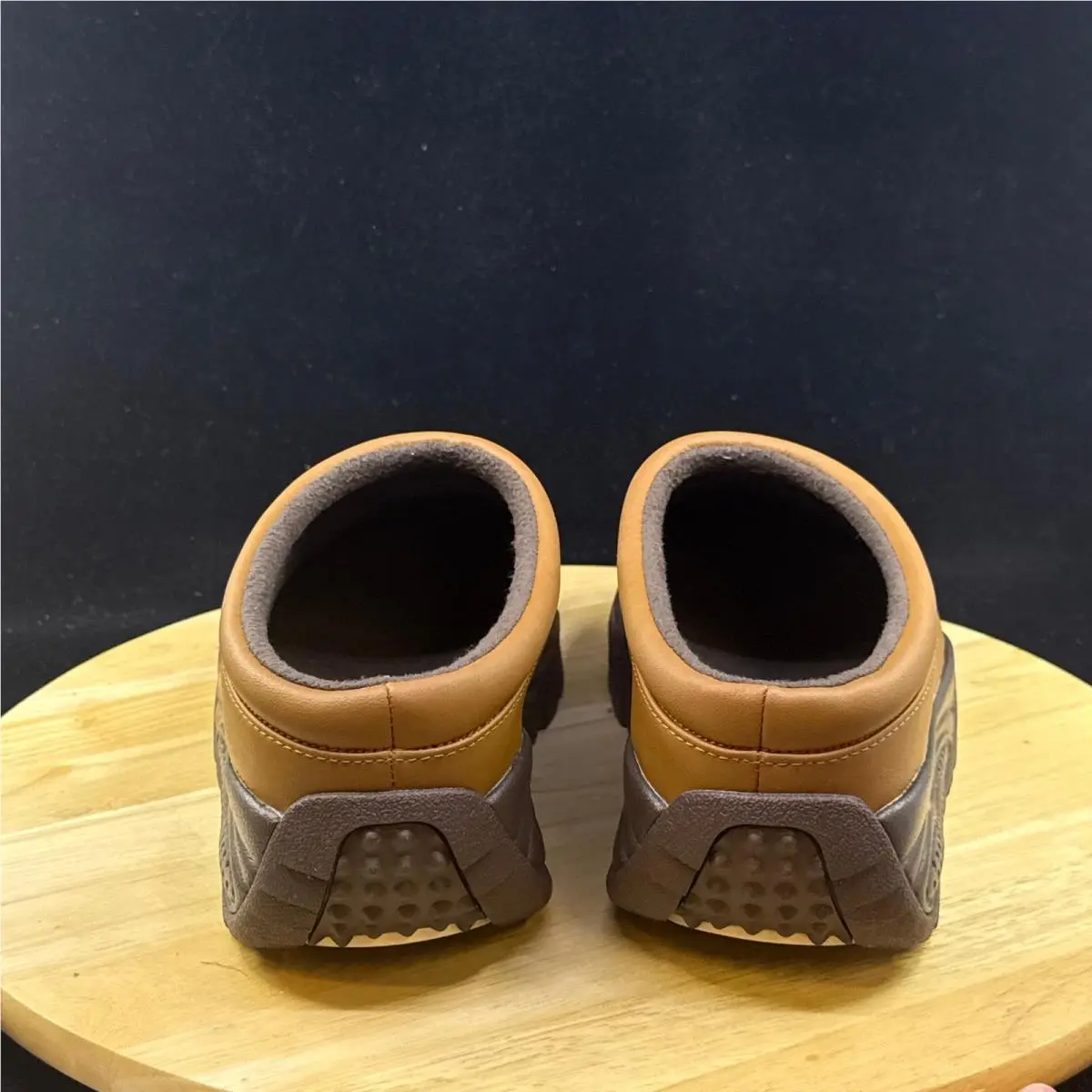 Nike shoes - Brown 4