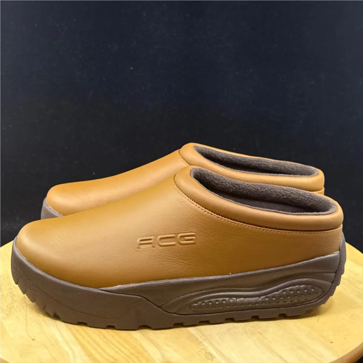 Nike shoes - Brown 5