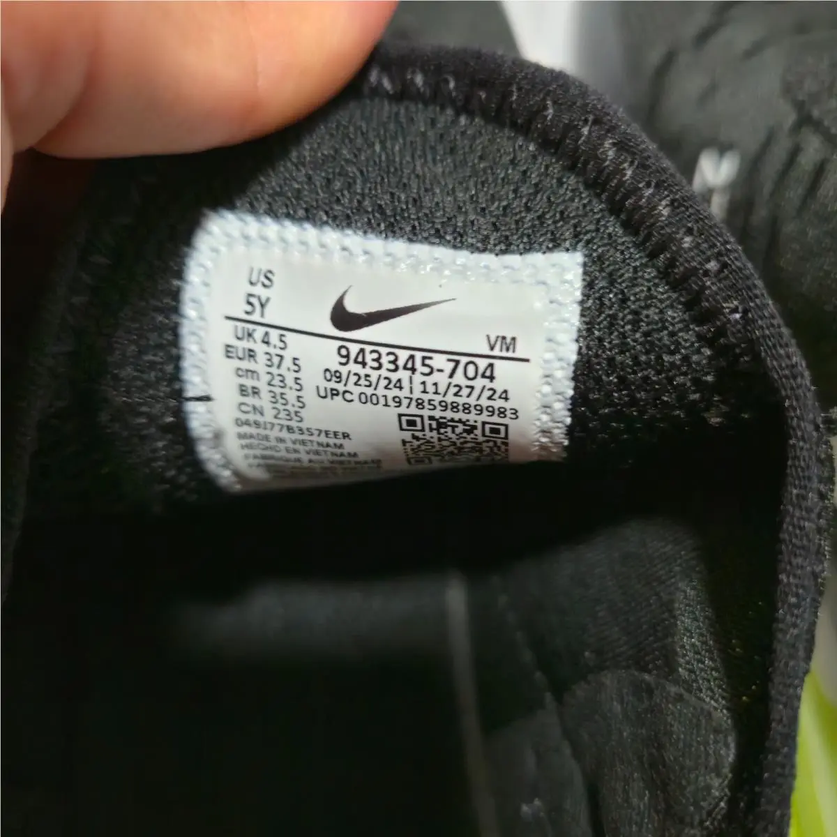 Nike shoes - Nike Air Max 270 - Air Max - Black 4
