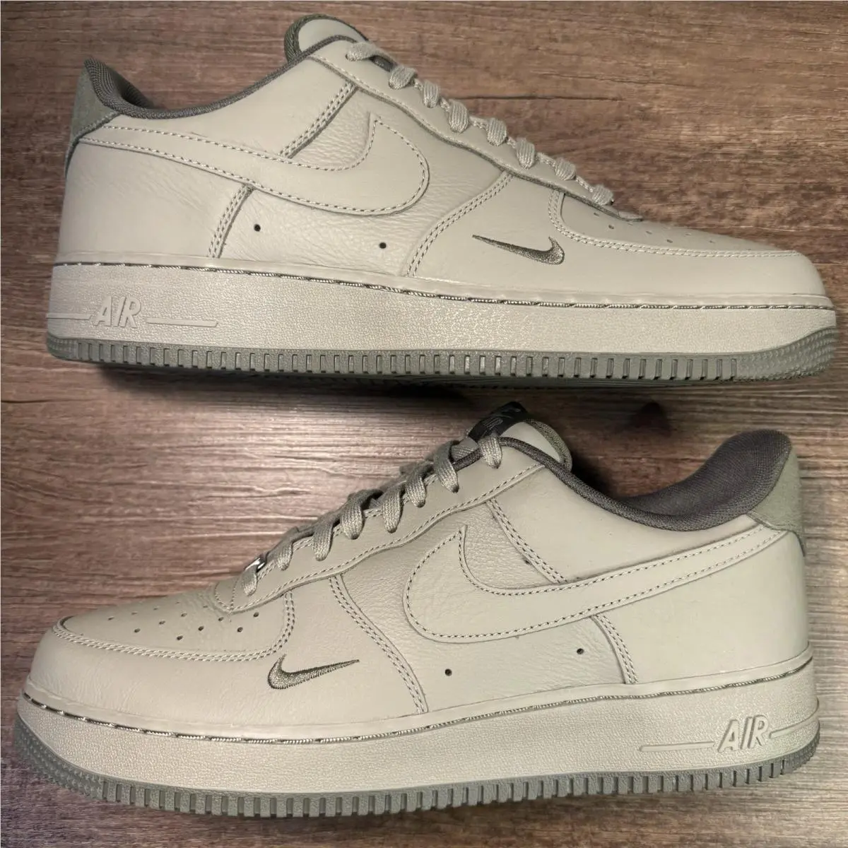 Nike shoes - Nike Air Force 1 - Air Force - HM9483-300 - Green, Manufacturer: Light Army/Cargo Khaki/Light Army 3