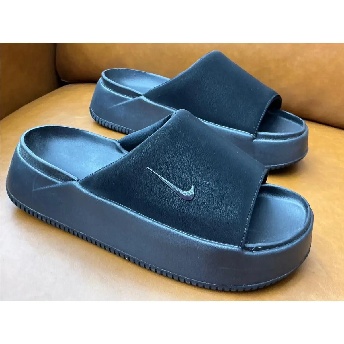 Nike Calm Elevation Slide Womens 10 Black Platform Sandal IO0495-001