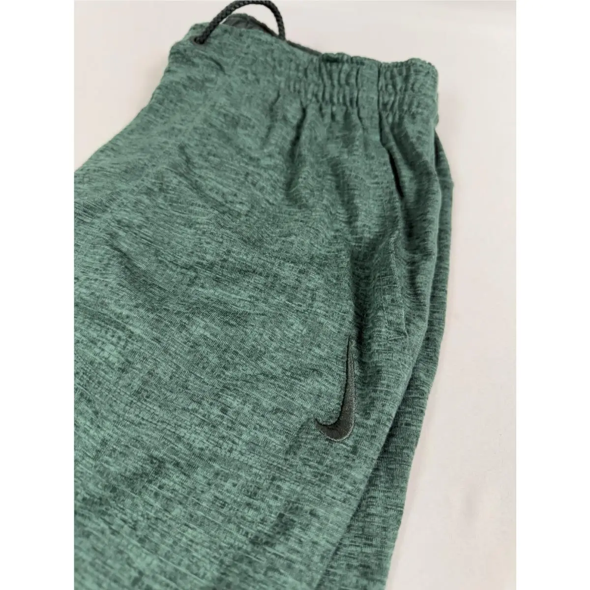 Nike clothing - FB7782 - FB7782437 - Green (UPC: 196976026912) 1