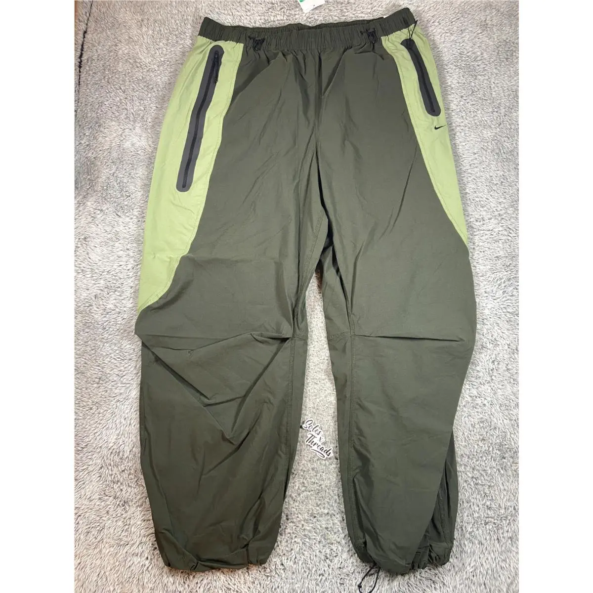 Nike Tech Dri-fit Woven Oversized Pants Size XL Men Olive Green Black IH8466-355