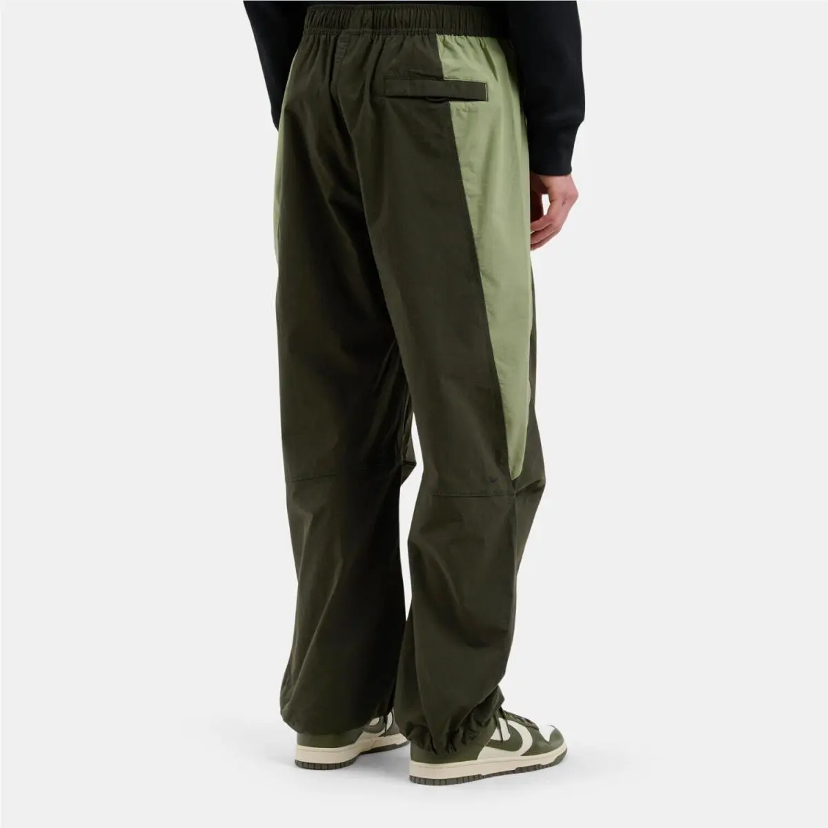 Nike clothing - Green 1