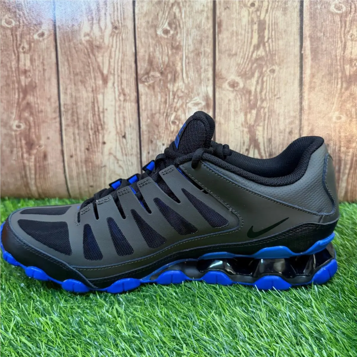 Nike shoes - Nike Reax 8 TR Mesh - Black 3