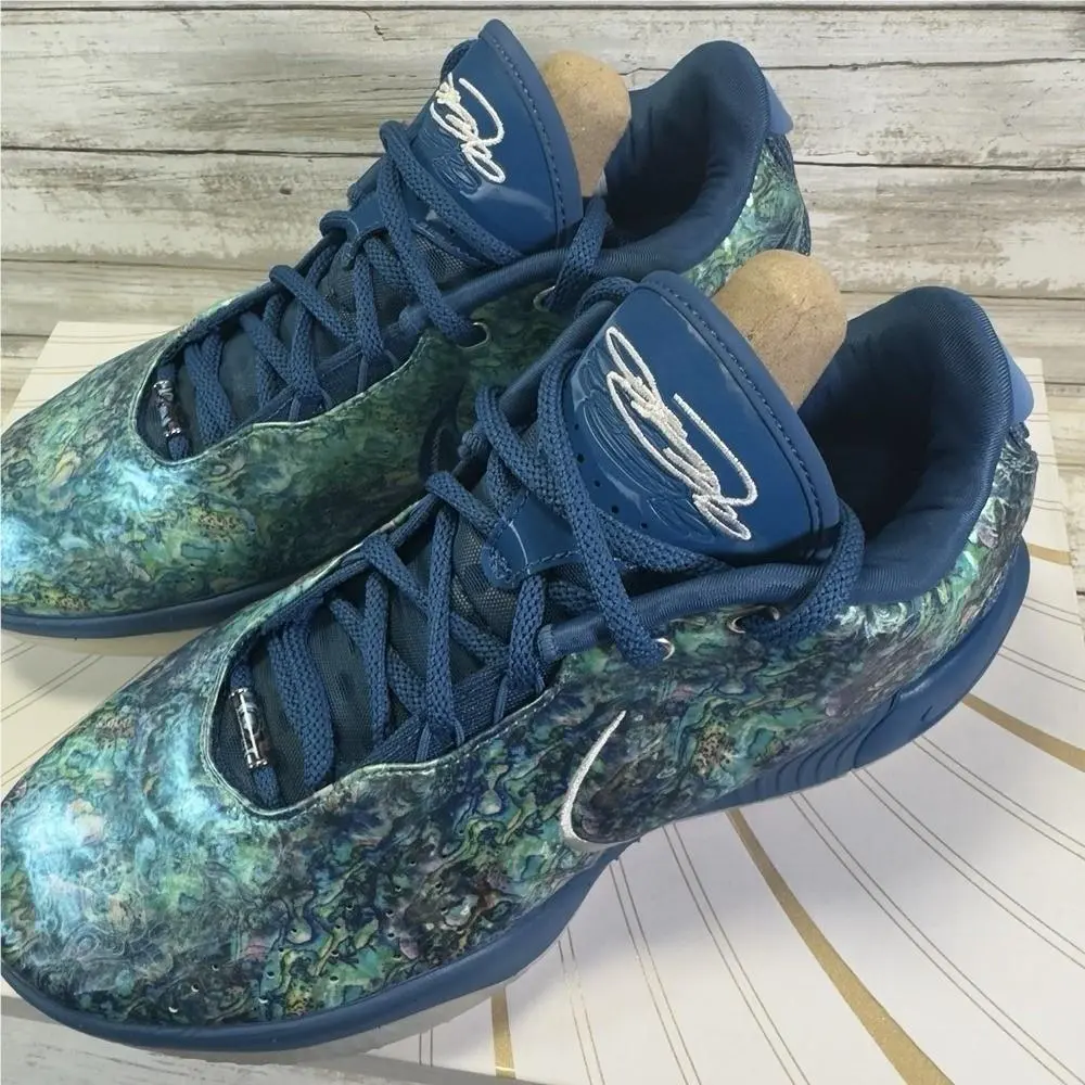 Nike shoes - Blue 1