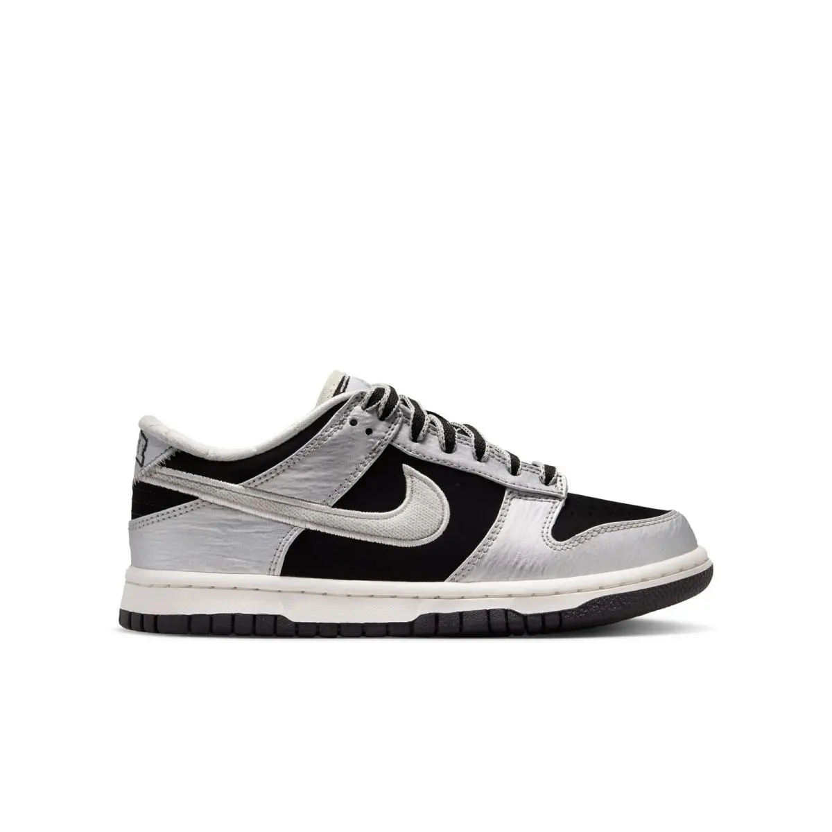 Kids Nike Dunk Low LV8 IV5971-001 Metallic Silver/metallic Silver-black-size 4