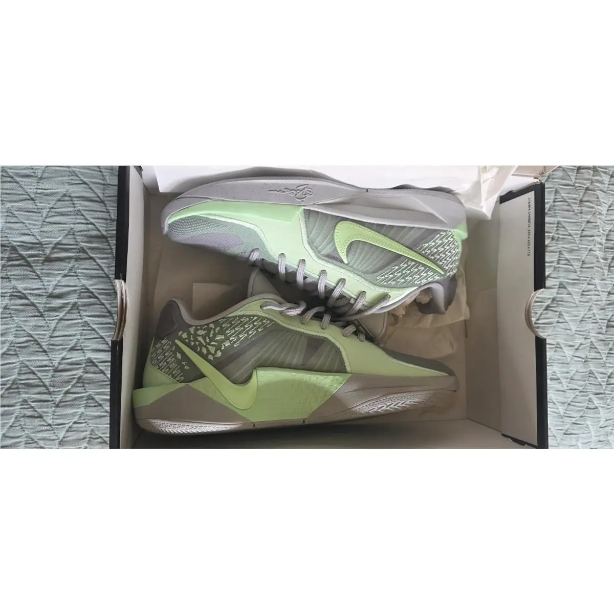 Nike shoes - Nike LT - Light Smoke Grey/Fresh Mint/Vapor Green (UPC: 197859251438) 1