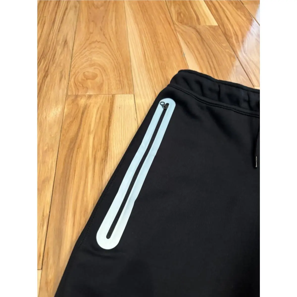 Nike clothing - Black (UPC: 197599096030) 0