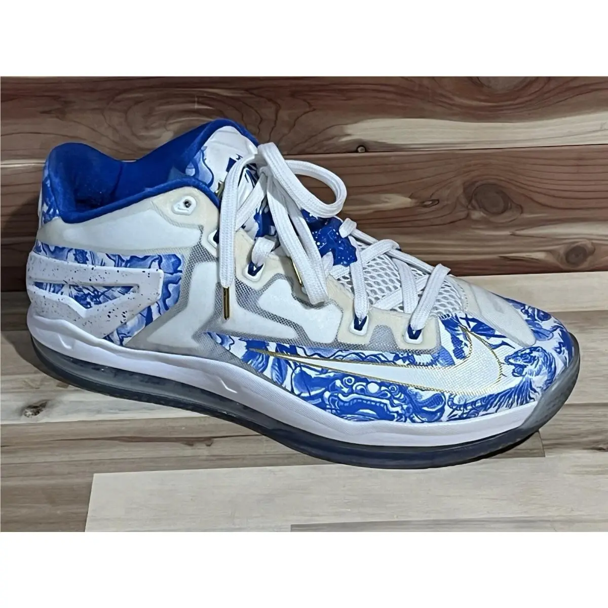 Nike shoes - Max Lebron XI Low CH Pack - White 9