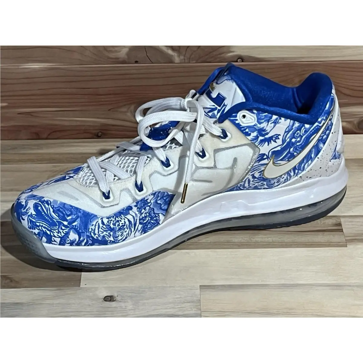 Nike shoes - Max Lebron XI Low CH Pack - White 10