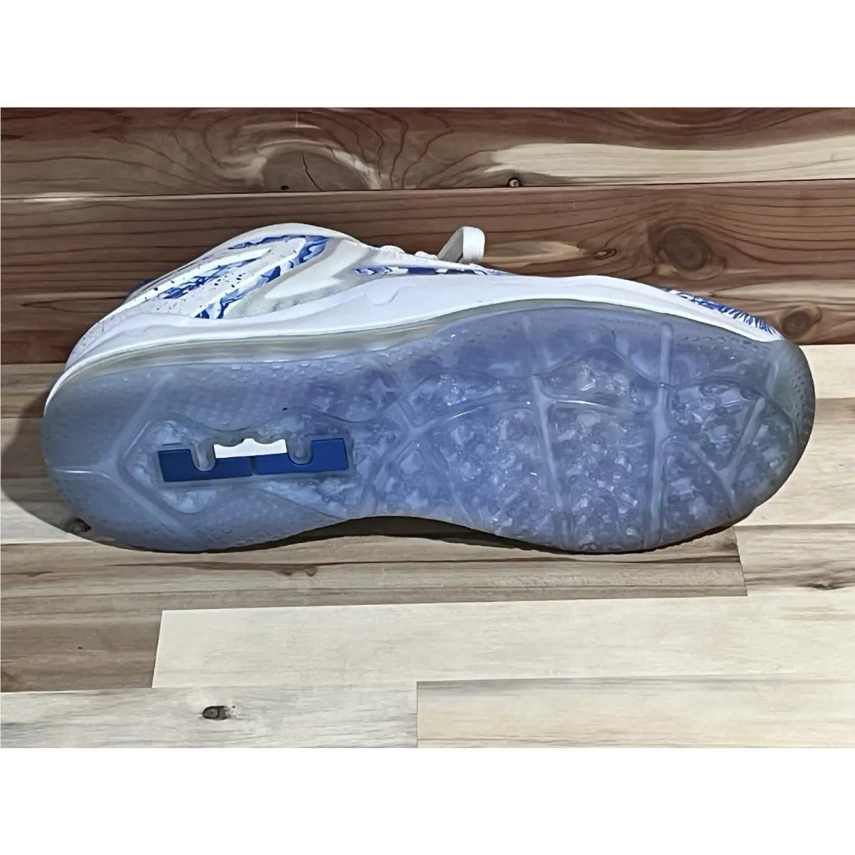Nike shoes - Max Lebron XI Low CH Pack - White 15
