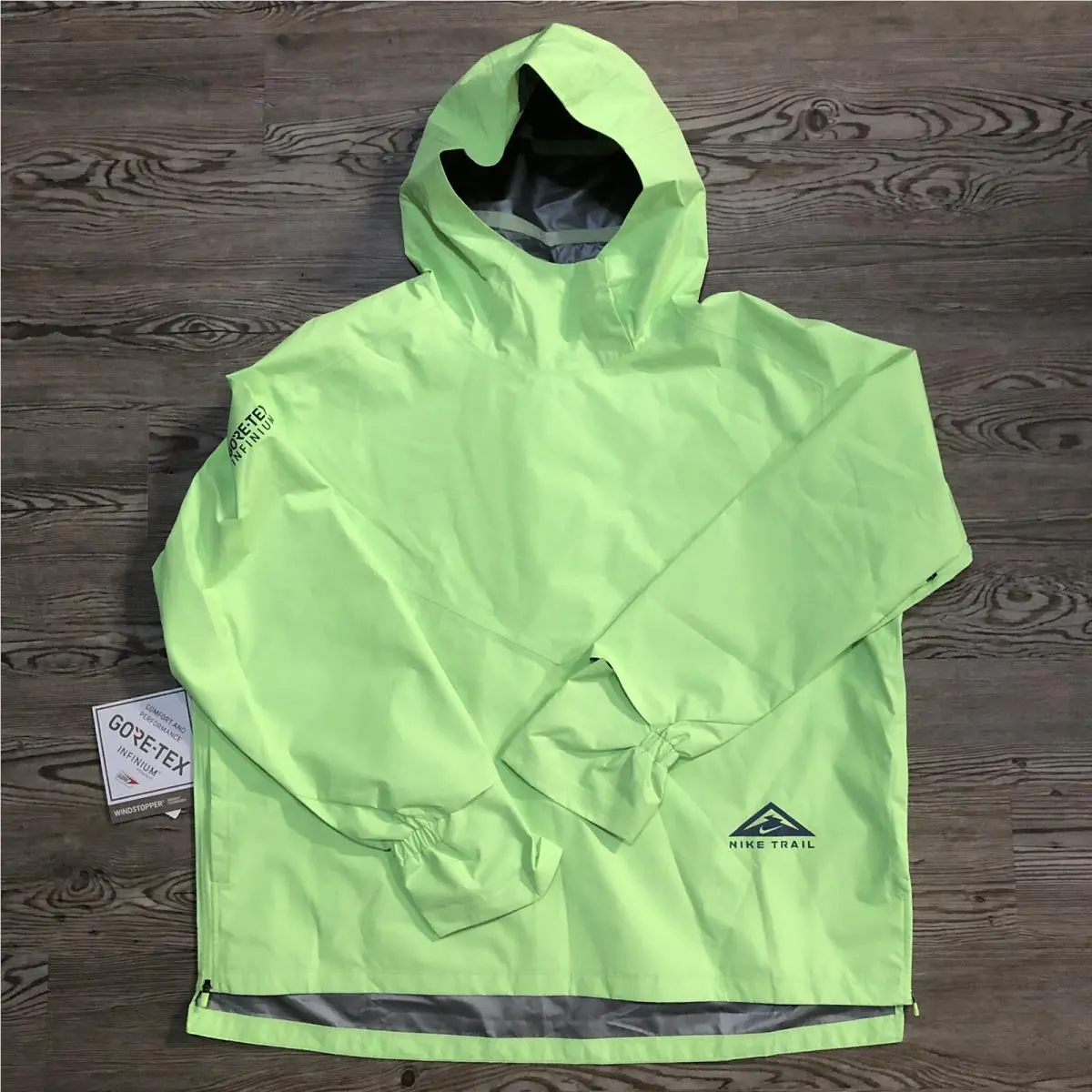Nike clothing - Green 2