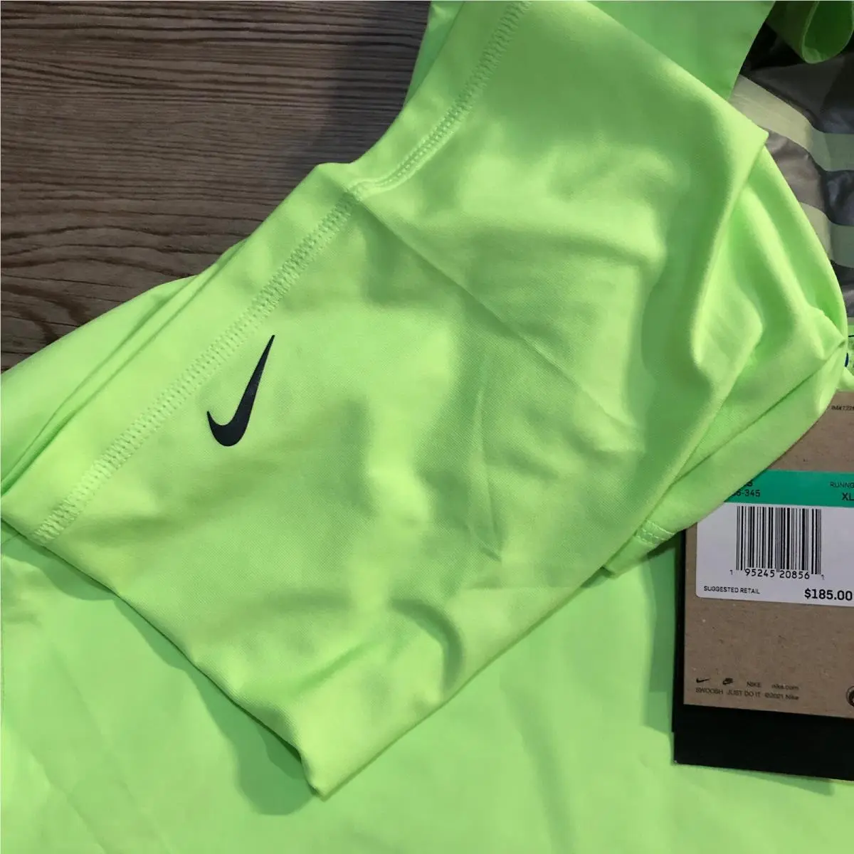 Nike clothing - Green 6