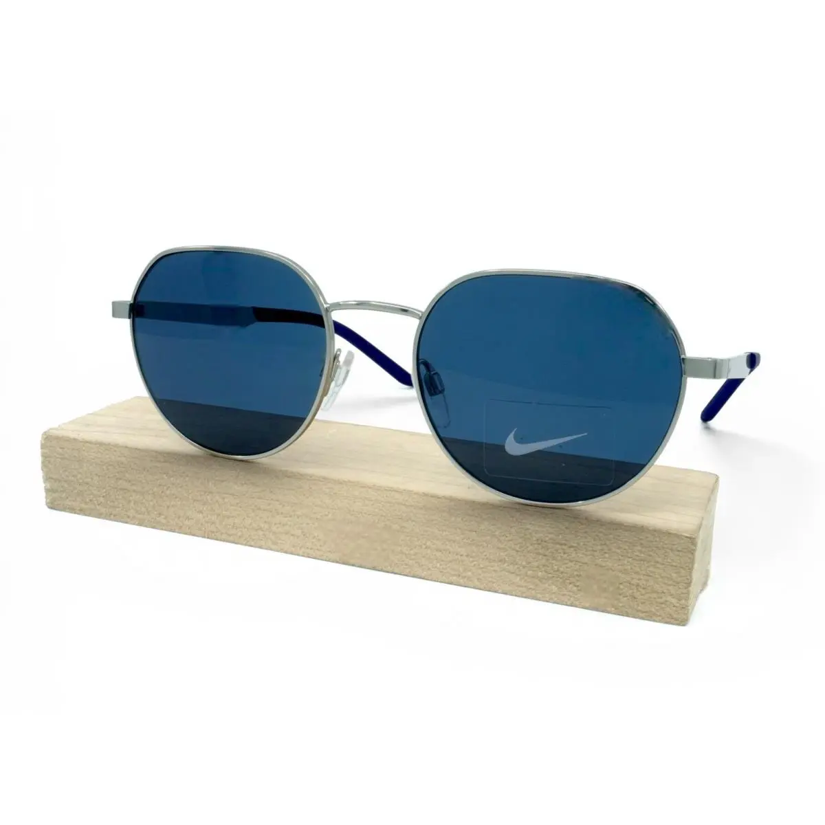 IB3538X-012 Unisex Nike Traveler Trend Sunglasses