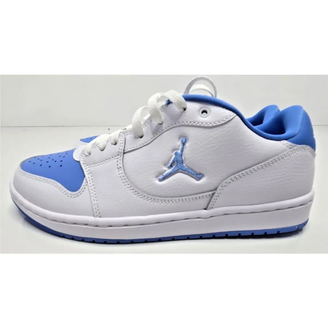 Nike shoes - Air Jordan Court - Air Court - IQ5698-103 - White 3