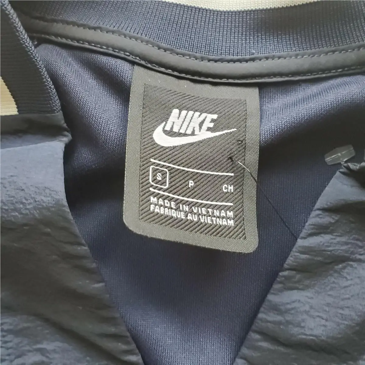 Nike clothing - Blue (UPC: 0193154960488) 2