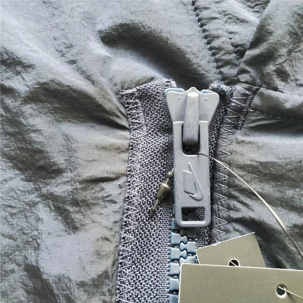 Nike clothing - Blue (UPC: 0193154960488) 4