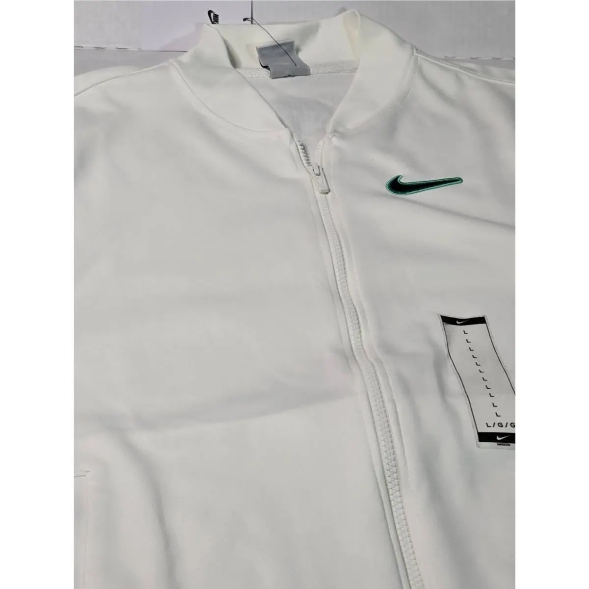 Nike clothing - White 4