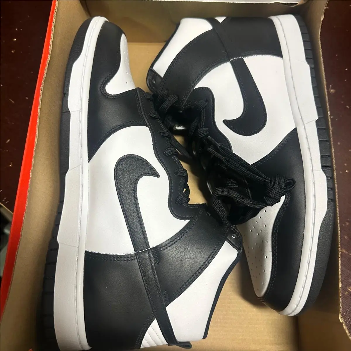 Nike shoes - Black 1