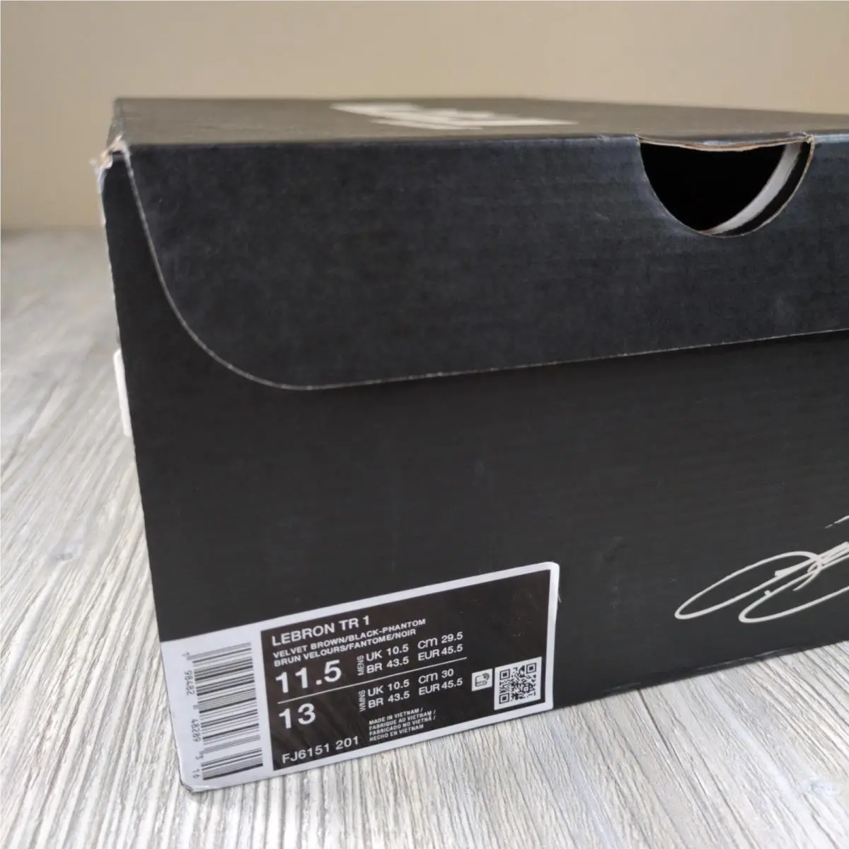 Nike shoes - Brown 5