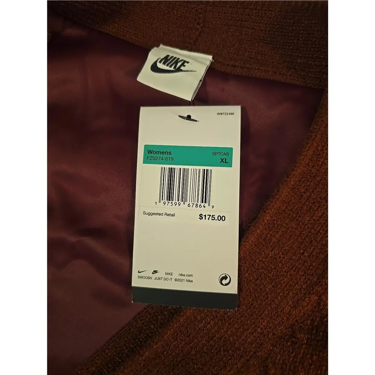 Nike clothing - maroon 14