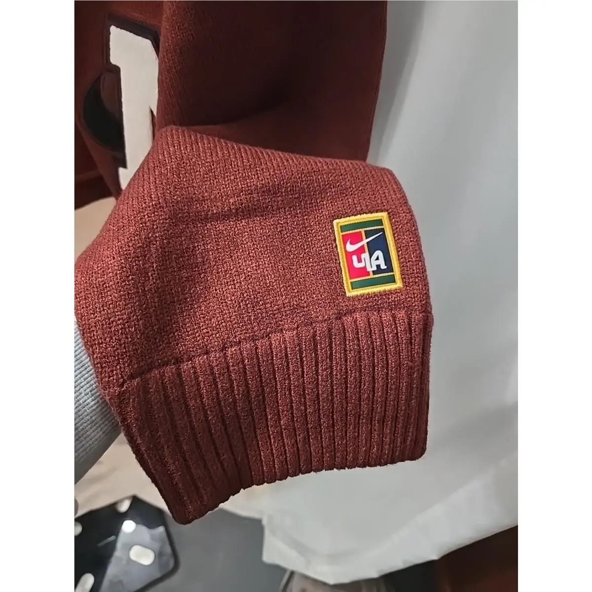 Nike clothing - maroon 1