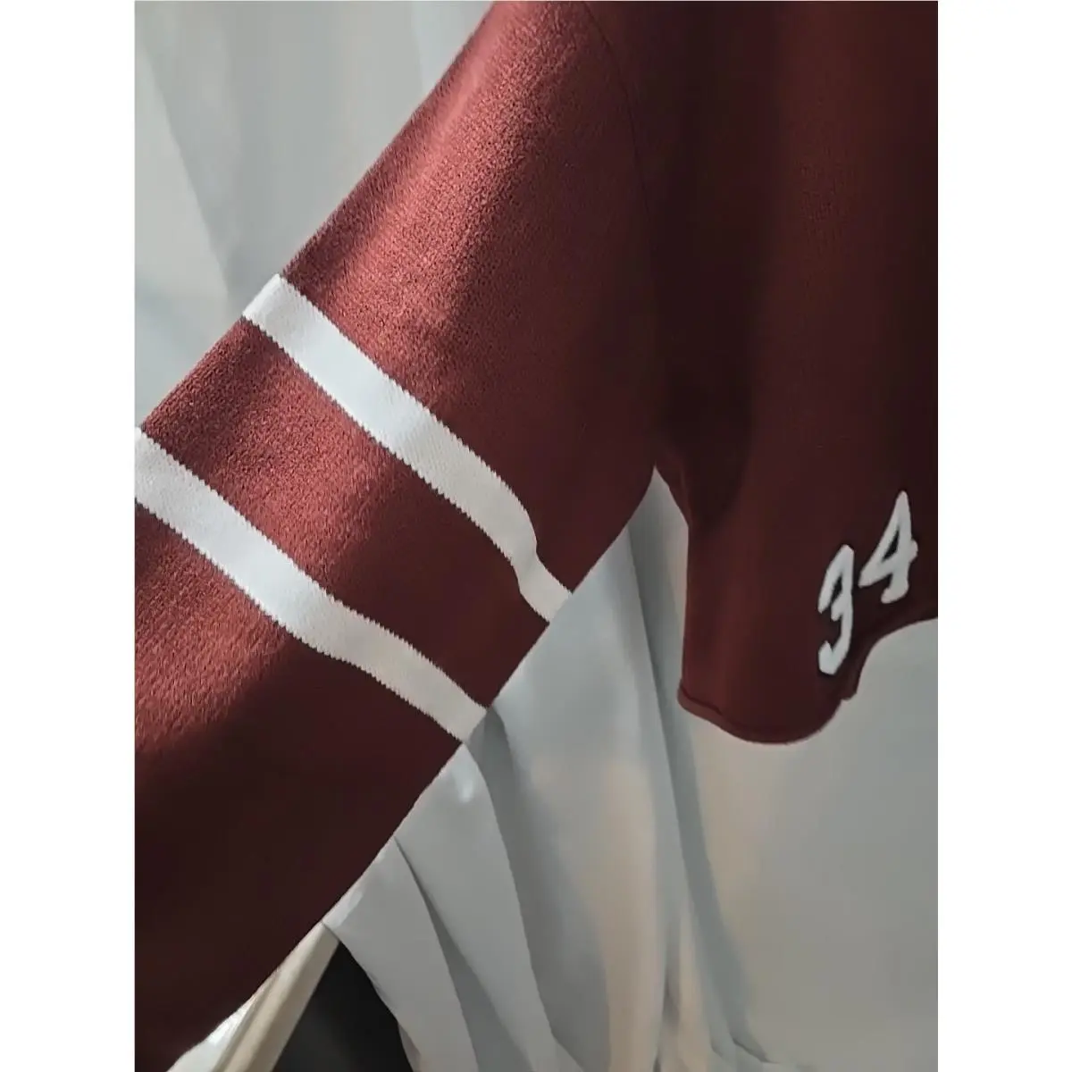 Nike clothing - maroon 3