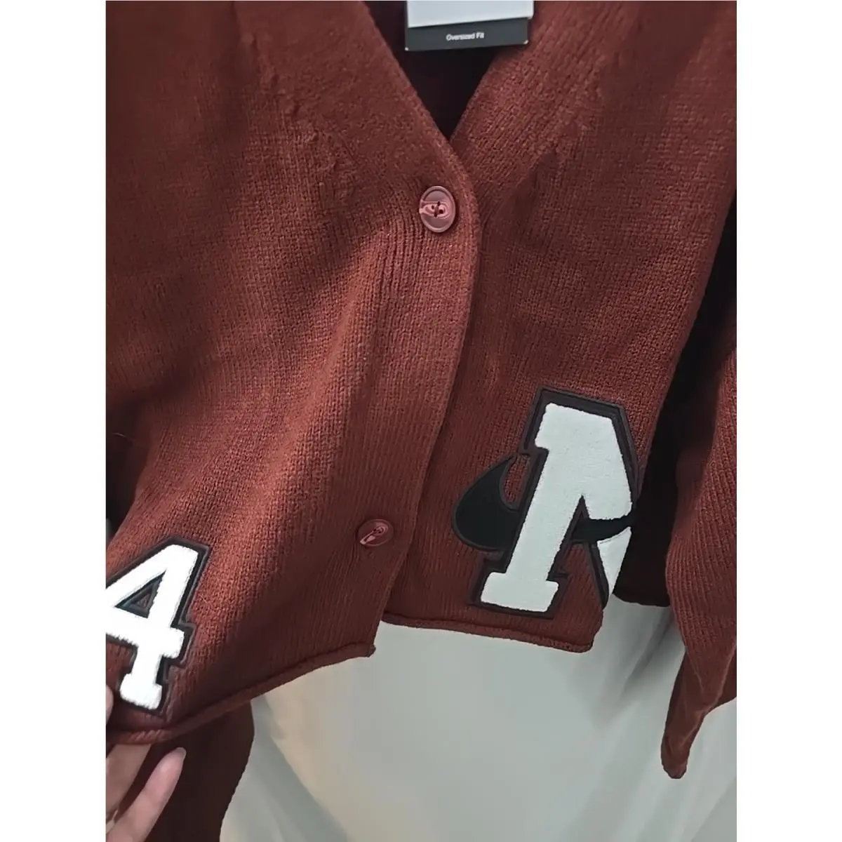 Nike clothing - maroon 5