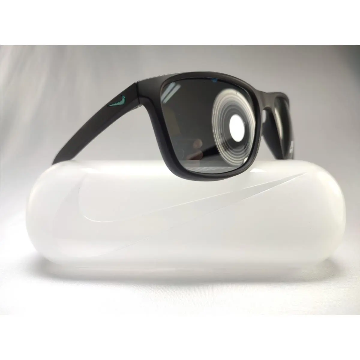 Nike SB Unrest EV0921 400 Matte Black Teal Gray Lens Sunglasses Italy