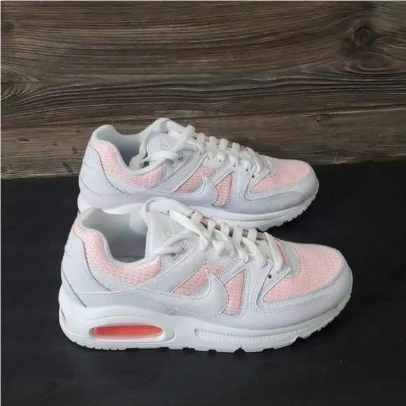 Nike shoes - White 2