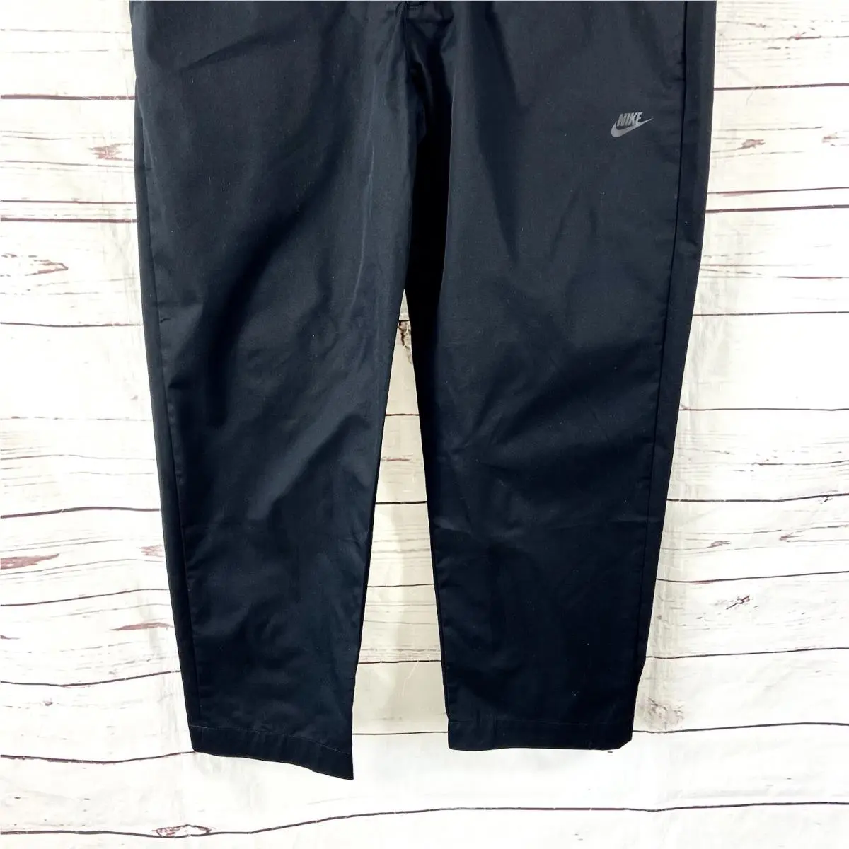 Nike clothing - Nike Sportswear Essentials - Sportswear Essentials - DD7032 - Black, Manufacturer: 010 1