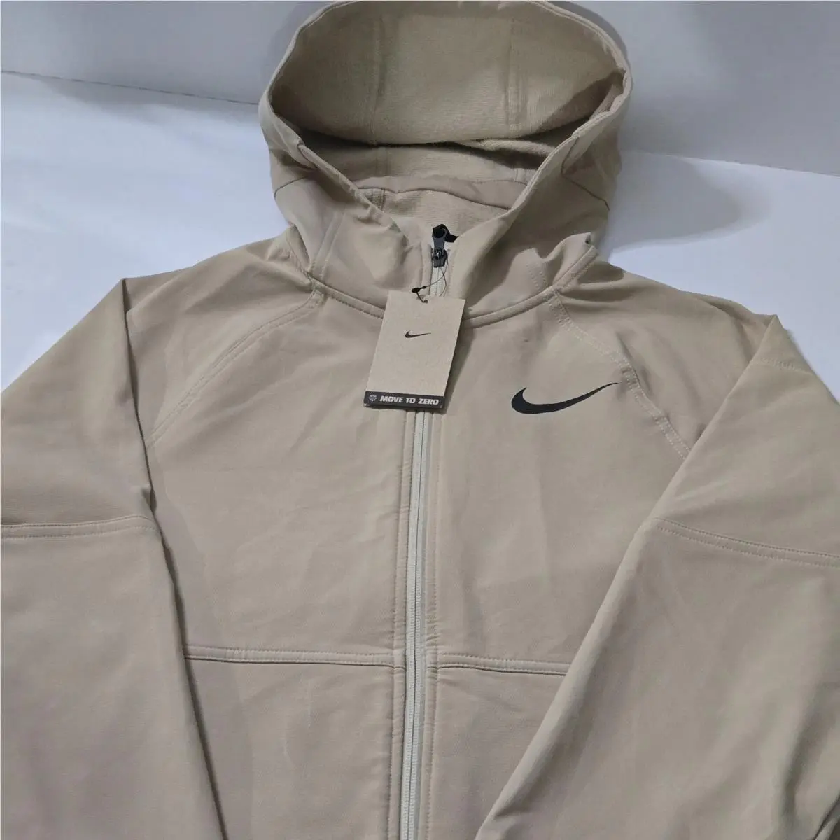 Nike clothing - Brown 1