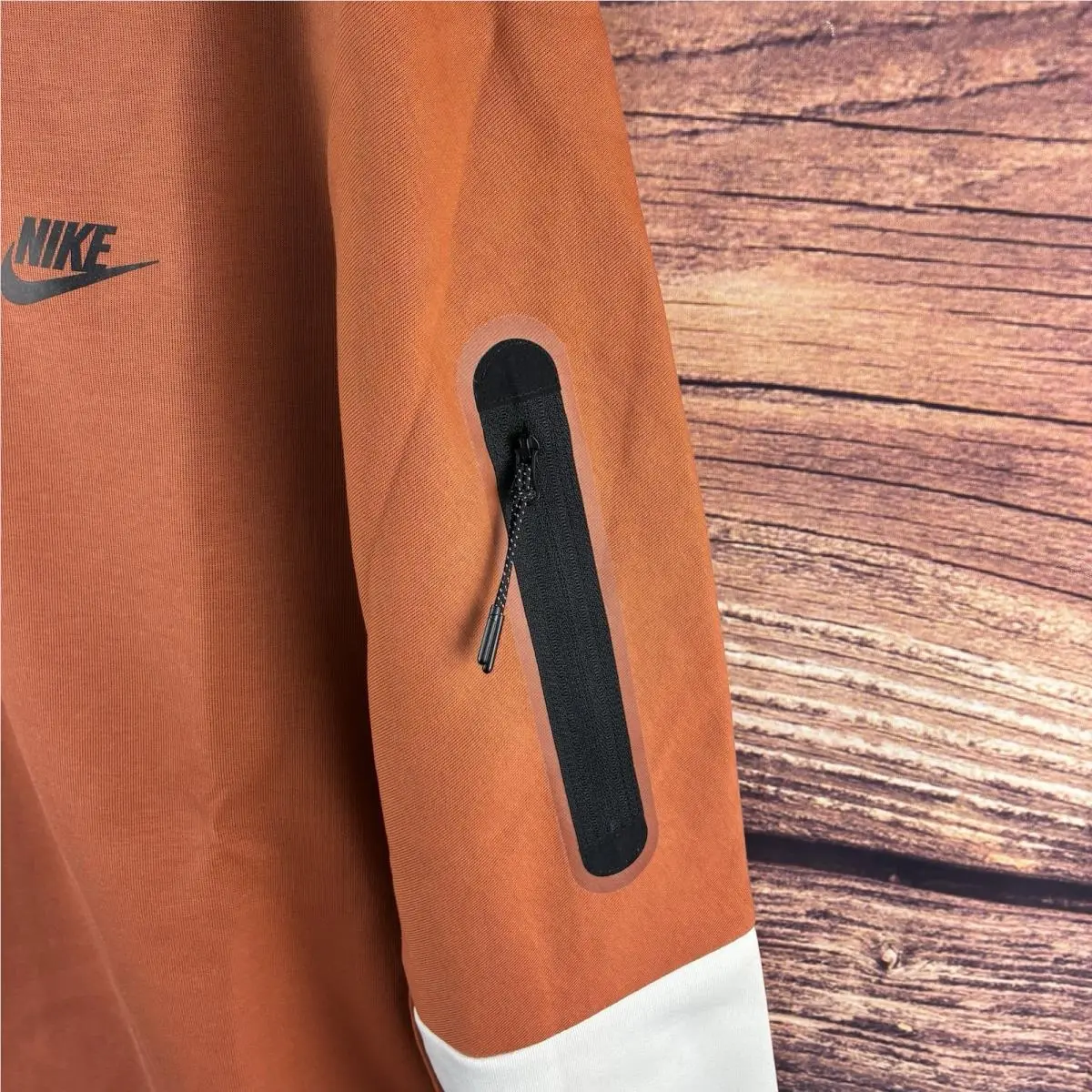 Nike clothing - White (UPC: 0195245453039) 4