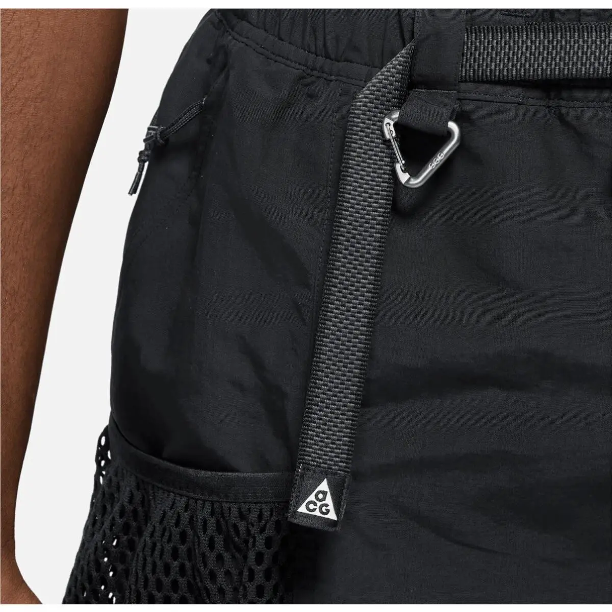 Nike clothing - Nike ACG Snowgrass Cargo Shorts Black Summit White Men`s - Black, Manufacturer: Black/Summit White (UPC: 0196604456548) 2