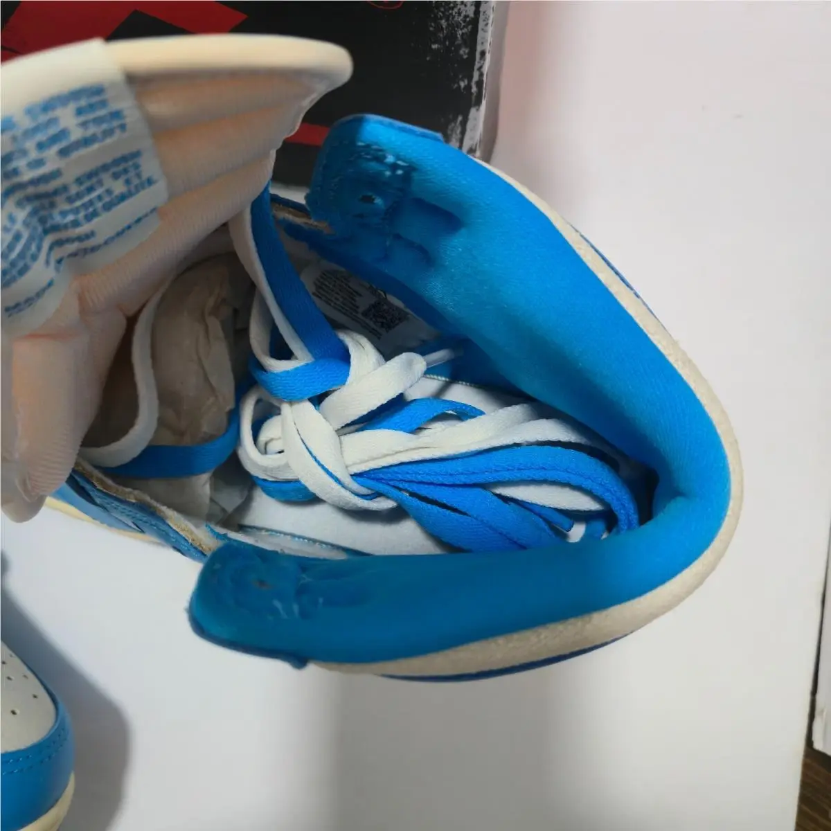 Nike shoes - Air Jordan 1 - Air - Blue 3